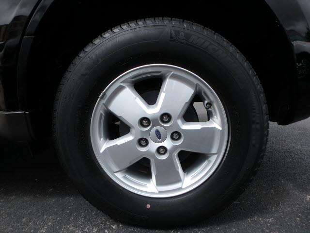 Ford Escape 2012 photo 6